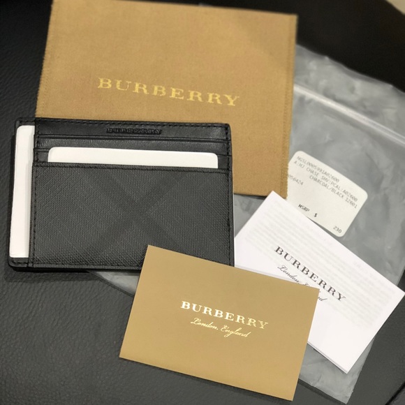 burberry card holder with money clip